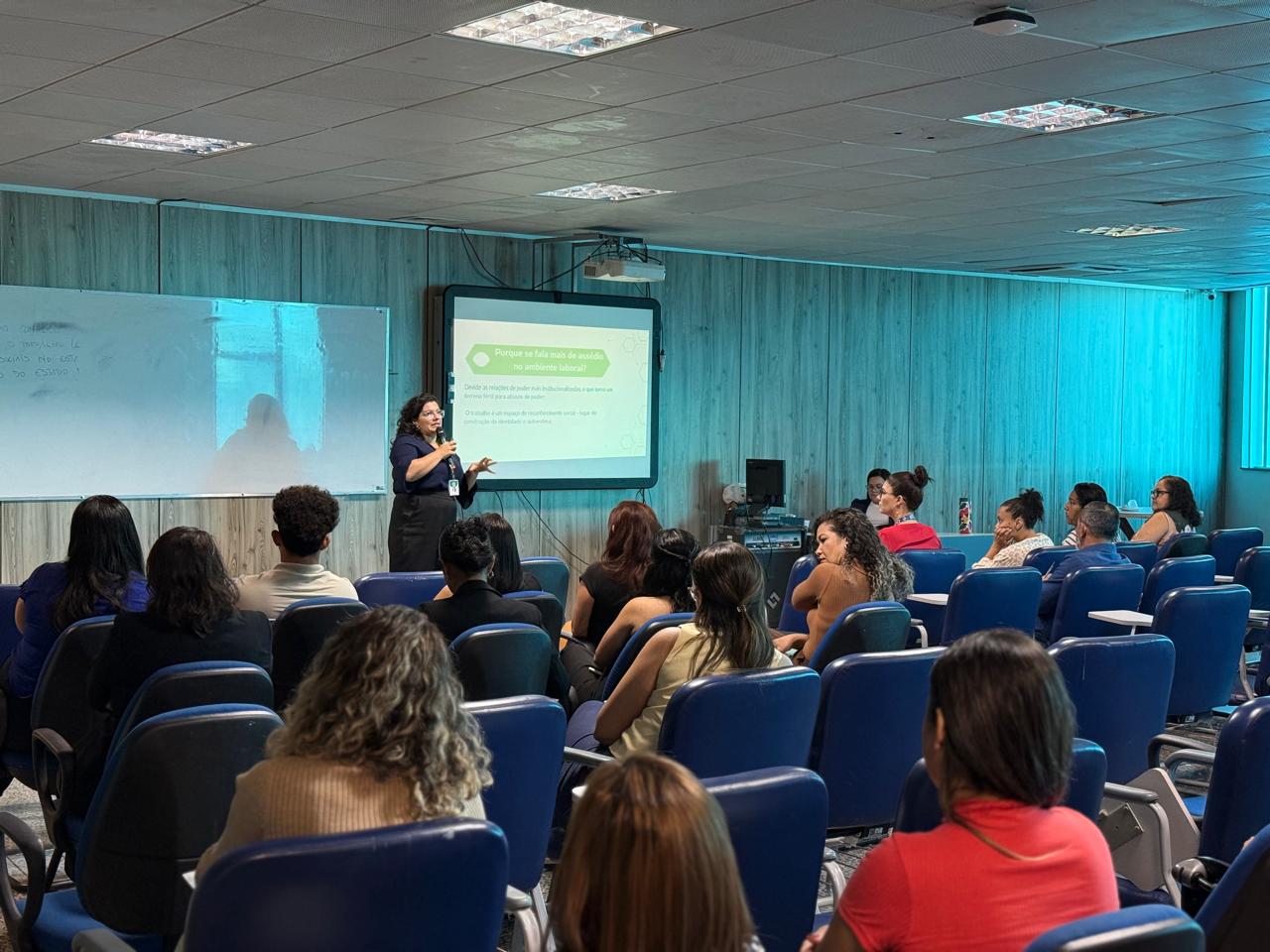 foto Palestra sobre condutas no ambiente de trabalho fortalece compromisso com a ética no serviço público